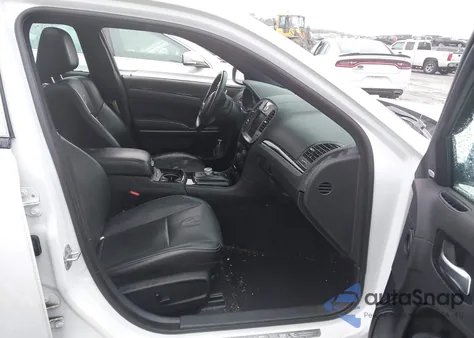 2020 Chrysler 300 300S z USA, uszkodzony, nr VIN 2C3CCABG0LH103489